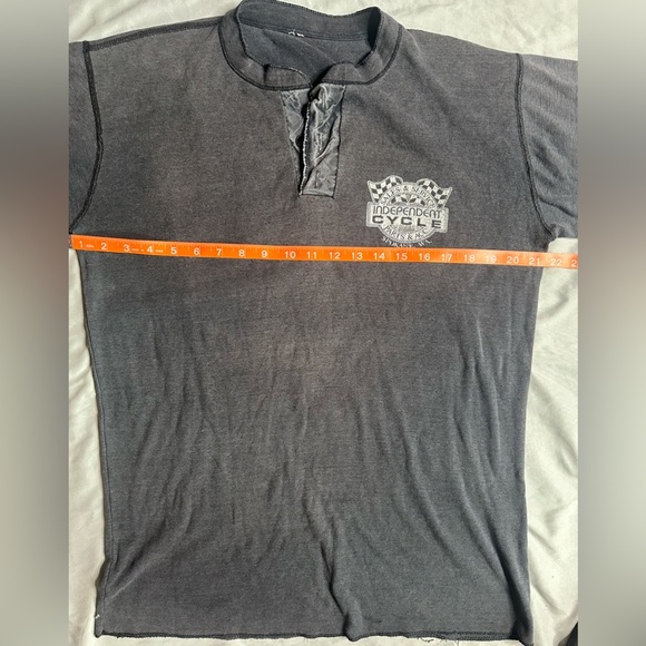 Vintage Harley-Davidson Charcoal Tee with Eagle Graphic - Picture 9 of 10